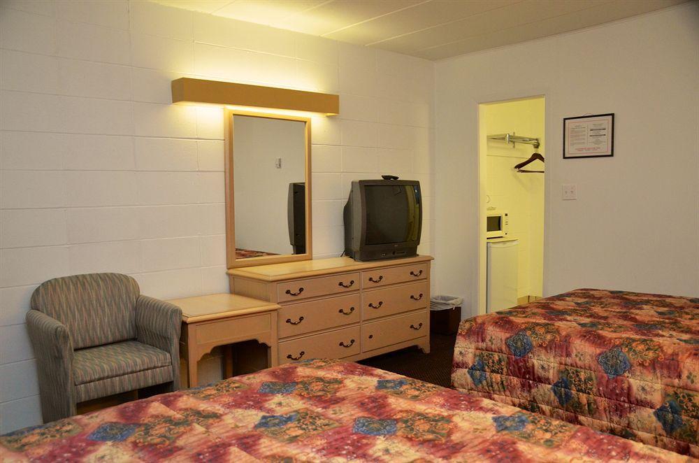 Arnprior Motor Inn Екстериор снимка