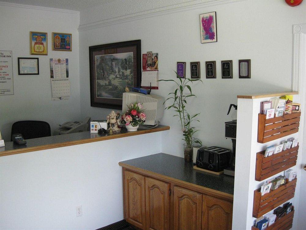 Arnprior Motor Inn Екстериор снимка